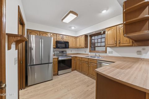 Tiny photo for 43 La Plas Drive #43, Findlay, OH 45840 (MLS # 10008403)