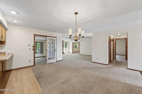 Tiny photo for 43 La Plas Drive #43, Findlay, OH 45840 (MLS # 10008403)