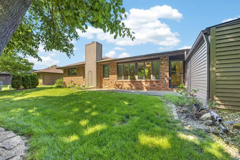 Tiny photo for 43 La Plas Drive #43, Findlay, OH 45840 (MLS # 10008403)