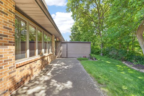 Tiny photo for 43 La Plas Drive #43, Findlay, OH 45840 (MLS # 10008403)