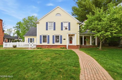 Photo of 5246 Spring Creek Lane, Sylvania, OH 43560 (MLS # 10007084)