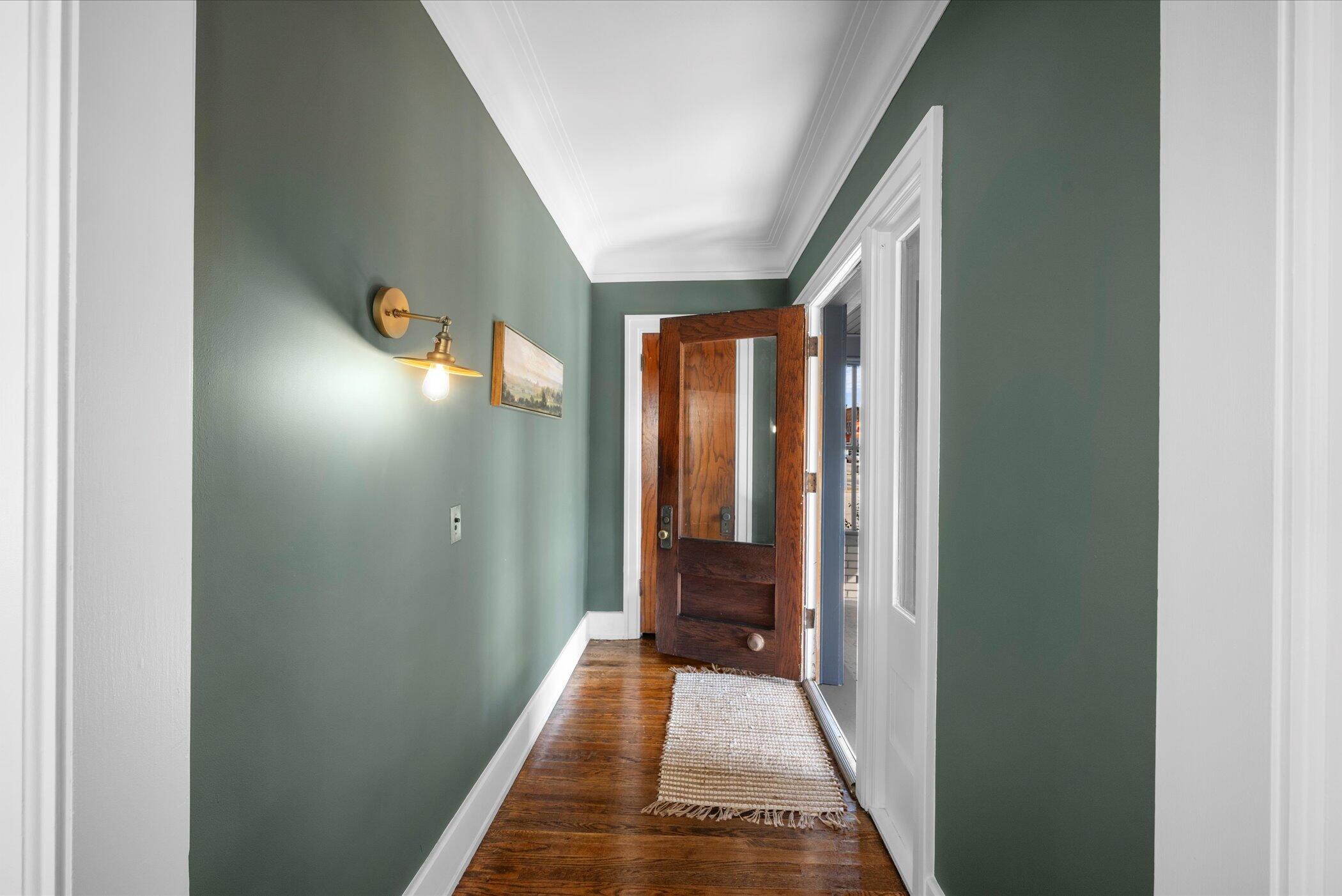 210 W Wooster Street