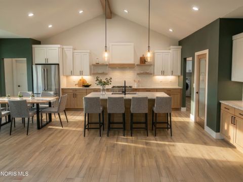 Tiny photo for 7850 Trestle Bend Road, Monclova, OH 43542 (MLS # 10005577)