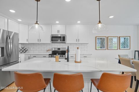 Tiny photo for 15015 Stonebridge Lane, Perrysburg, OH 43551 (MLS # 10001882)