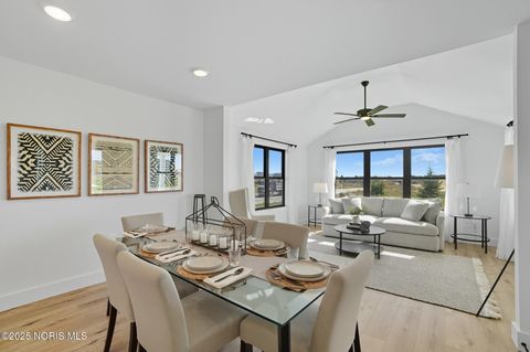 Tiny photo for 15015 Stonebridge Lane, Perrysburg, OH 43551 (MLS # 10001882)