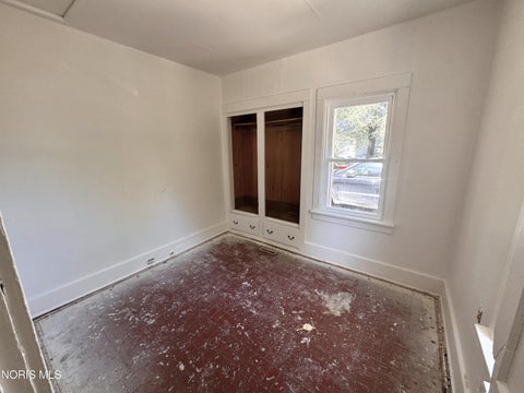 Tiny photo for 333 Mayberry Street, Toledo, OH 43609 (MLS # 10013491)