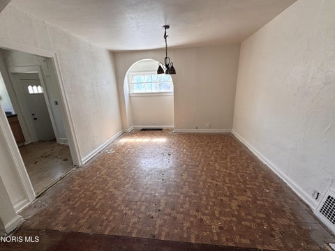 Tiny photo for 333 Mayberry Street, Toledo, OH 43609 (MLS # 10013491)