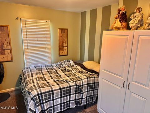 Tiny photo for 818 Shawanoe Street, Montpelier, OH 43543 (MLS # 10009238)