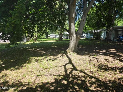 Tiny photo for 5742 Marshall Road, Sylvania, OH 43560 (MLS # 10008051)