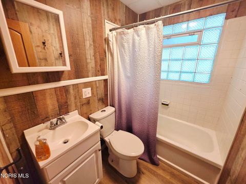 Tiny photo for 5742 Marshall Road, Sylvania, OH 43560 (MLS # 10008051)