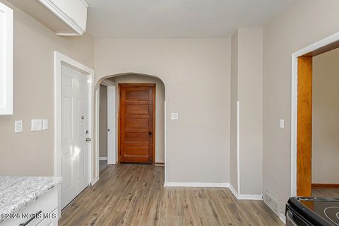 Tiny photo for 933 Waverly Avenue, Toledo, OH 43607 (MLS # 10002743)