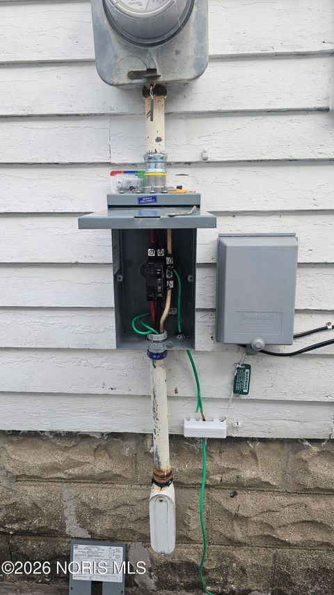 Tiny photo for 933 Waverly Avenue, Toledo, OH 43607 (MLS # 10002743)