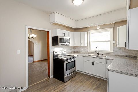 Tiny photo for 933 Waverly Avenue, Toledo, OH 43607 (MLS # 10002743)