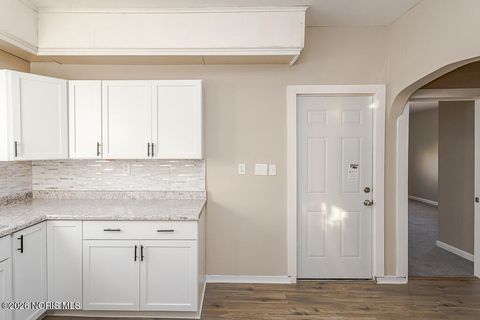 Tiny photo for 933 Waverly Avenue, Toledo, OH 43607 (MLS # 10002743)