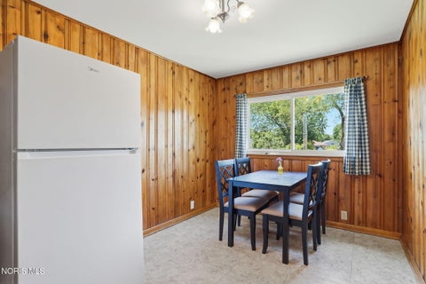 Tiny photo for 2504 Beecher Street, Findlay, OH 45840 (MLS # 10009076)