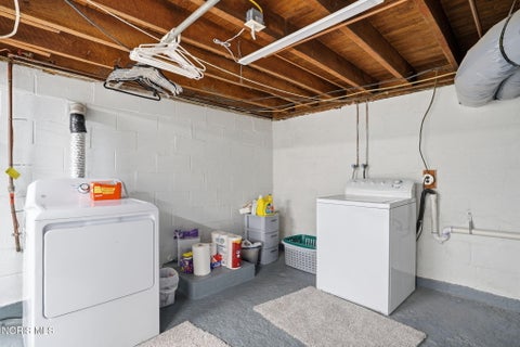Tiny photo for 2504 Beecher Street, Findlay, OH 45840 (MLS # 10009076)