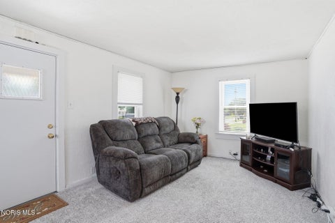 Tiny photo for 2504 Beecher Street, Findlay, OH 45840 (MLS # 10009076)