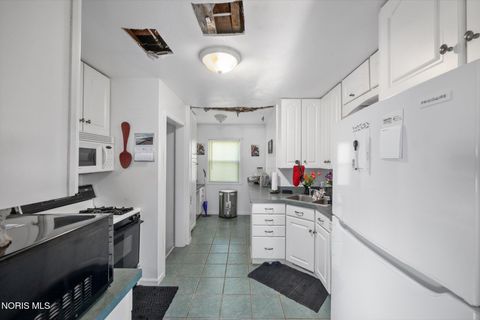 Tiny photo for 4413 Fairview Drive, Toledo, OH 43612 (MLS # 10008490)
