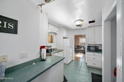 Tiny photo for 4413 Fairview Drive, Toledo, OH 43612 (MLS # 10008490)