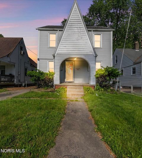 Tiny photo for 4413 Fairview Drive, Toledo, OH 43612 (MLS # 10008490)