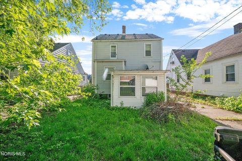 Tiny photo for 4413 Fairview Drive, Toledo, OH 43612 (MLS # 10008490)