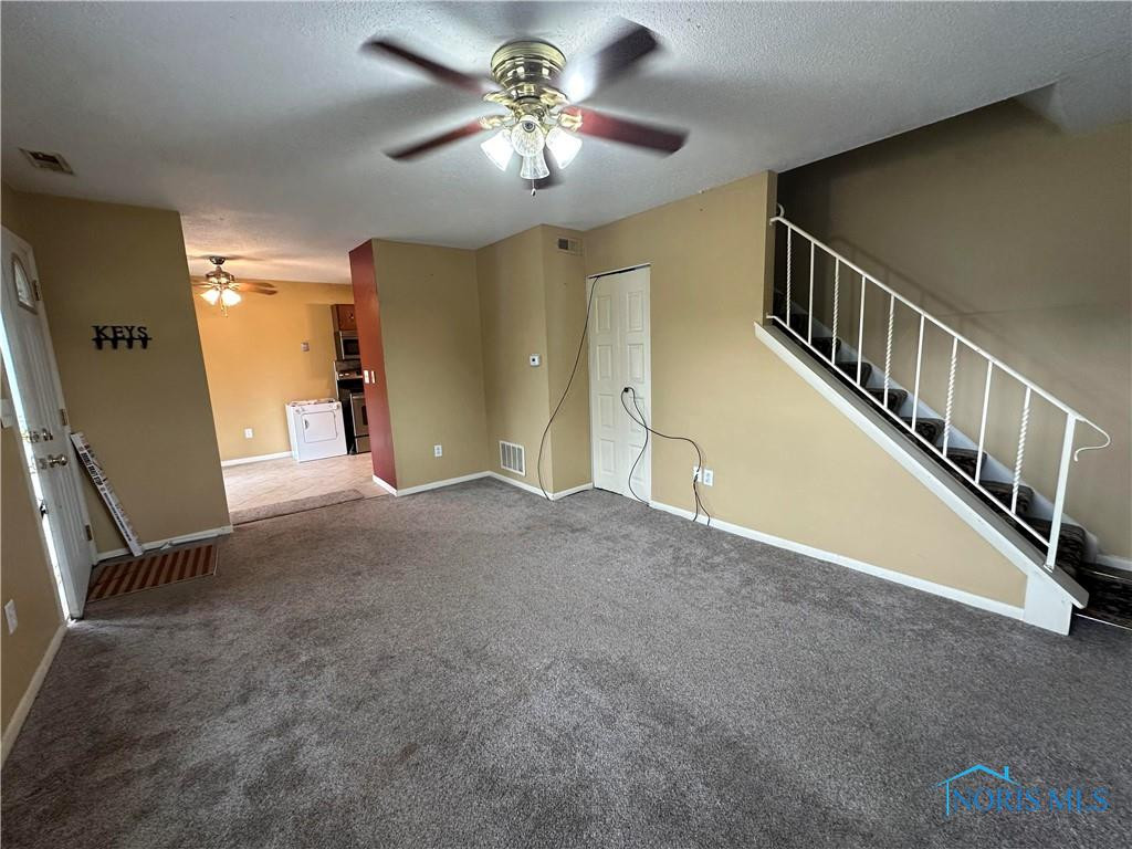 3766 Lakepointe Drive