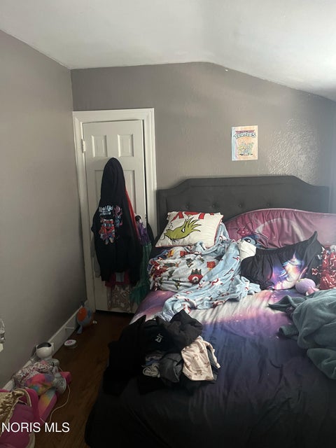 Tiny photo for 646 S Prospect Street, Bowling Green, OH 43402 (MLS # 10008702)