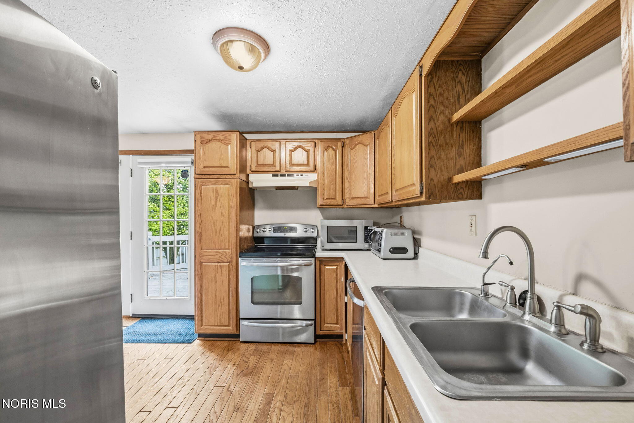 2160 Queensdale Court