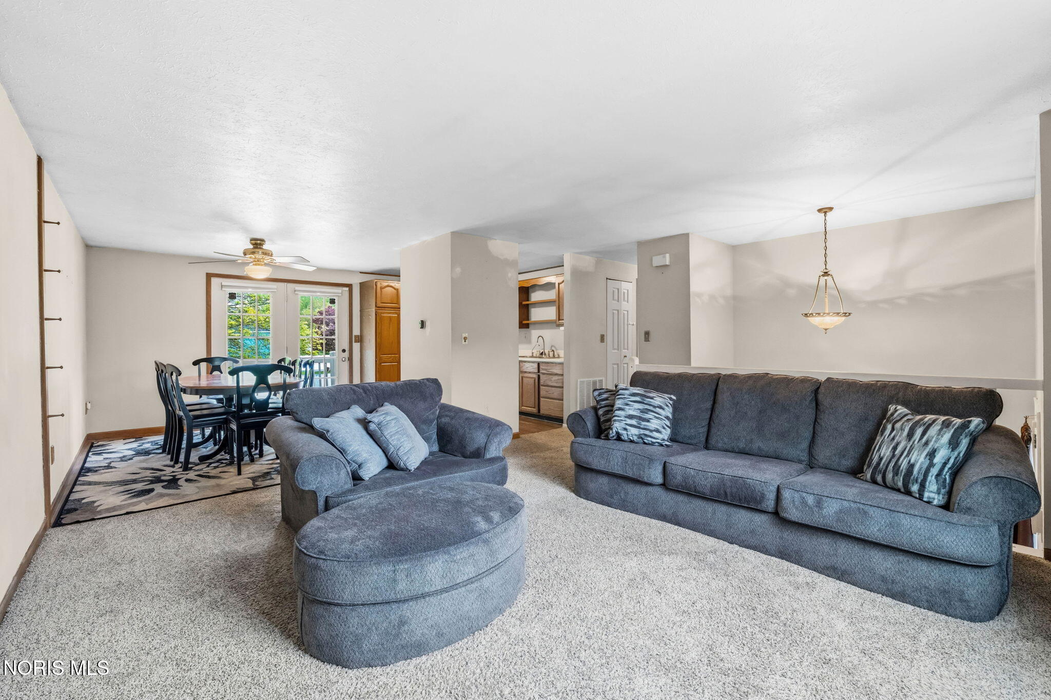 2160 Queensdale Court