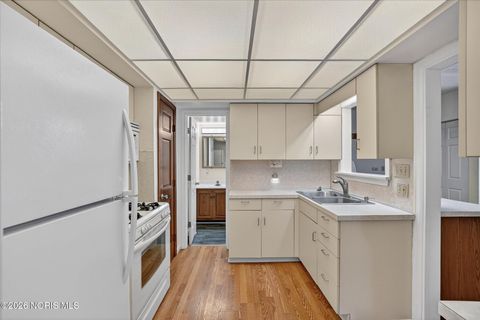 Tiny photo for 280 Dulton Drive, Toledo, OH 43615 (MLS # 10003843)