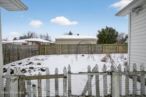 Tiny photo for 280 Dulton Drive, Toledo, OH 43615 (MLS # 10003843)