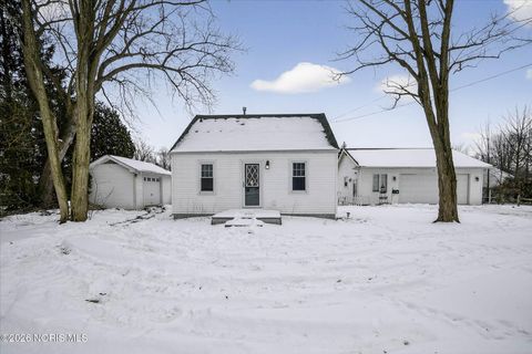 Tiny photo for 280 Dulton Drive, Toledo, OH 43615 (MLS # 10003843)