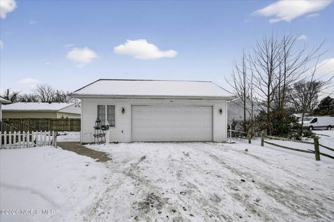 Tiny photo for 280 Dulton Drive, Toledo, OH 43615 (MLS # 10003843)