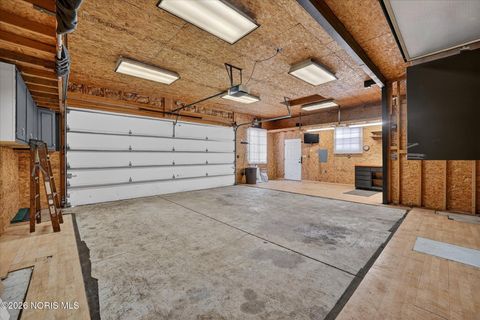 Tiny photo for 280 Dulton Drive, Toledo, OH 43615 (MLS # 10003843)