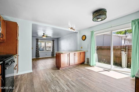 Tiny photo for 205 E Oliver Street, McComb, OH 45858 (MLS # 10007914)