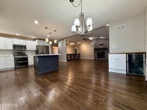 Tiny photo for 1844 Tiffin Court, Defiance, OH 43512 (MLS # 10004783)