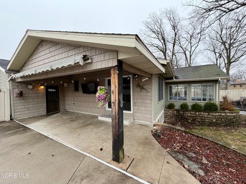 Tiny photo for 1844 Tiffin Court, Defiance, OH 43512 (MLS # 10004783)