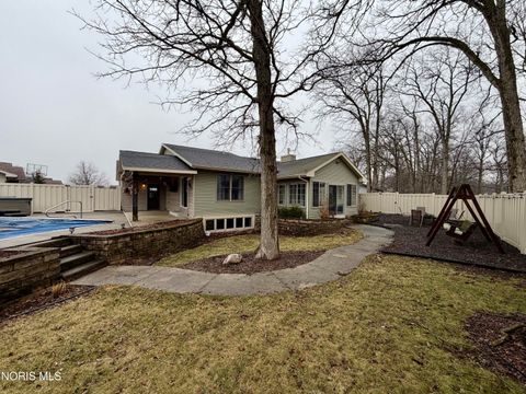 Tiny photo for 1844 Tiffin Court, Defiance, OH 43512 (MLS # 10004783)