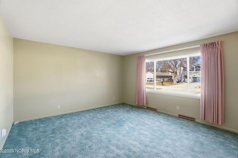 Tiny photo for 151 Marilyn Drive, Findlay, OH 45840 (MLS # 10003420)