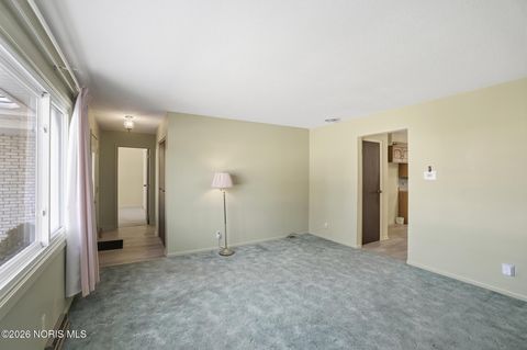 Tiny photo for 151 Marilyn Drive, Findlay, OH 45840 (MLS # 10003420)