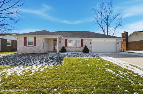 Photo of 151 Marilyn Drive, Findlay, OH 45840 (MLS # 10003420)