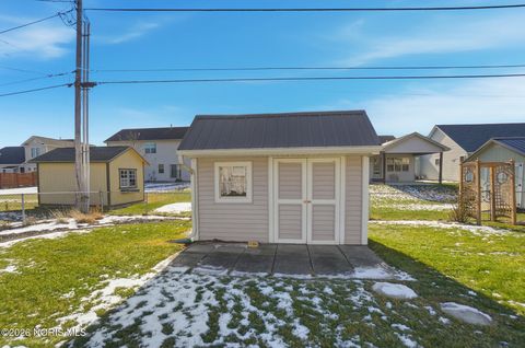 Tiny photo for 151 Marilyn Drive, Findlay, OH 45840 (MLS # 10003420)