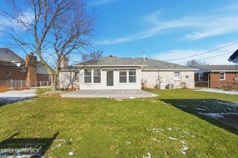 Tiny photo for 151 Marilyn Drive, Findlay, OH 45840 (MLS # 10003420)