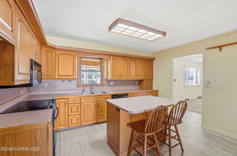 Tiny photo for 151 Marilyn Drive, Findlay, OH 45840 (MLS # 10003420)