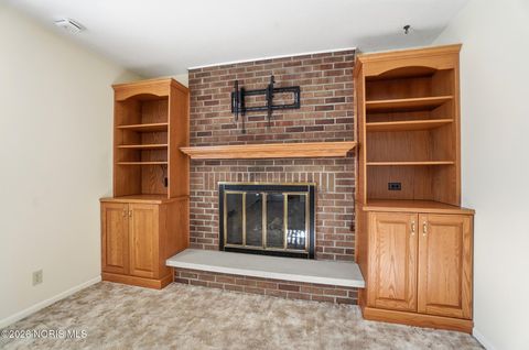 Tiny photo for 151 Marilyn Drive, Findlay, OH 45840 (MLS # 10003420)