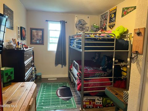 Tiny photo for 20012 County Road R, Alvordton, OH 43501 (MLS # 10007292)