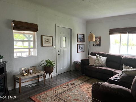 Tiny photo for 20012 County Road R, Alvordton, OH 43501 (MLS # 10007292)