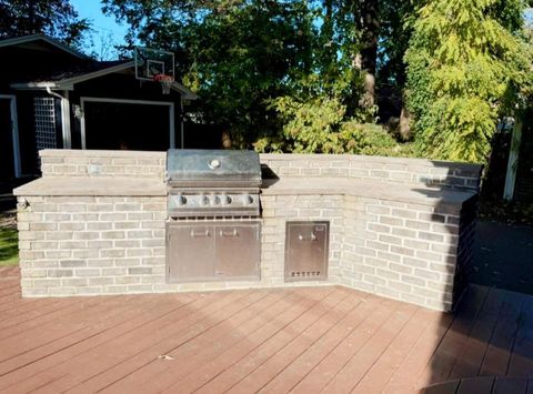Tiny photo for 2276 Burroughs Drive, Toledo, OH 43614 (MLS # 10000110)