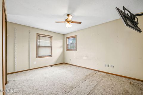 Tiny photo for 22487 U.s. 6, Grand Rapids, OH 43522 (MLS # 10004509)