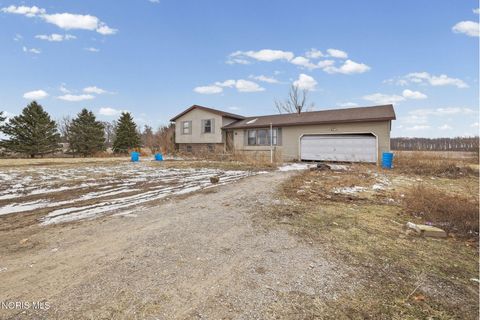 Tiny photo for 22487 U.s. 6, Grand Rapids, OH 43522 (MLS # 10004509)